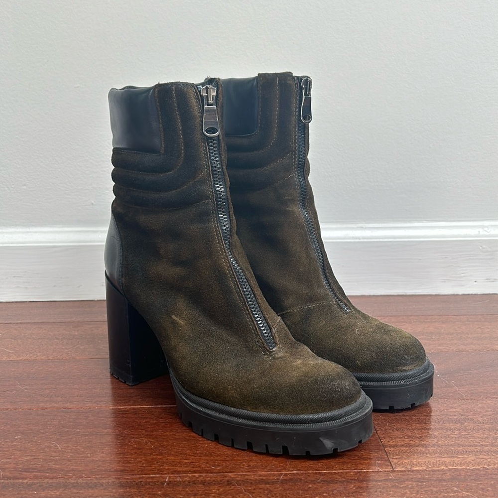 Emanuele Crasto suede zip booties | khaki